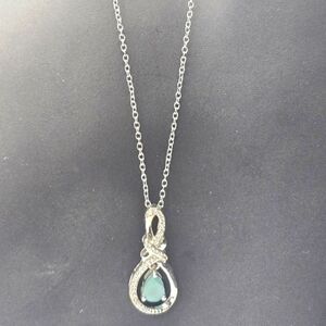 Beautiful Pendant, Blue Topaz & Diamond Chips 18" Djoy Necklace